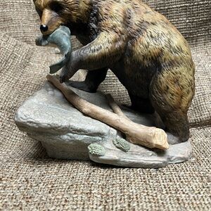 Bear Sculpture with Fish - Brown and Gray